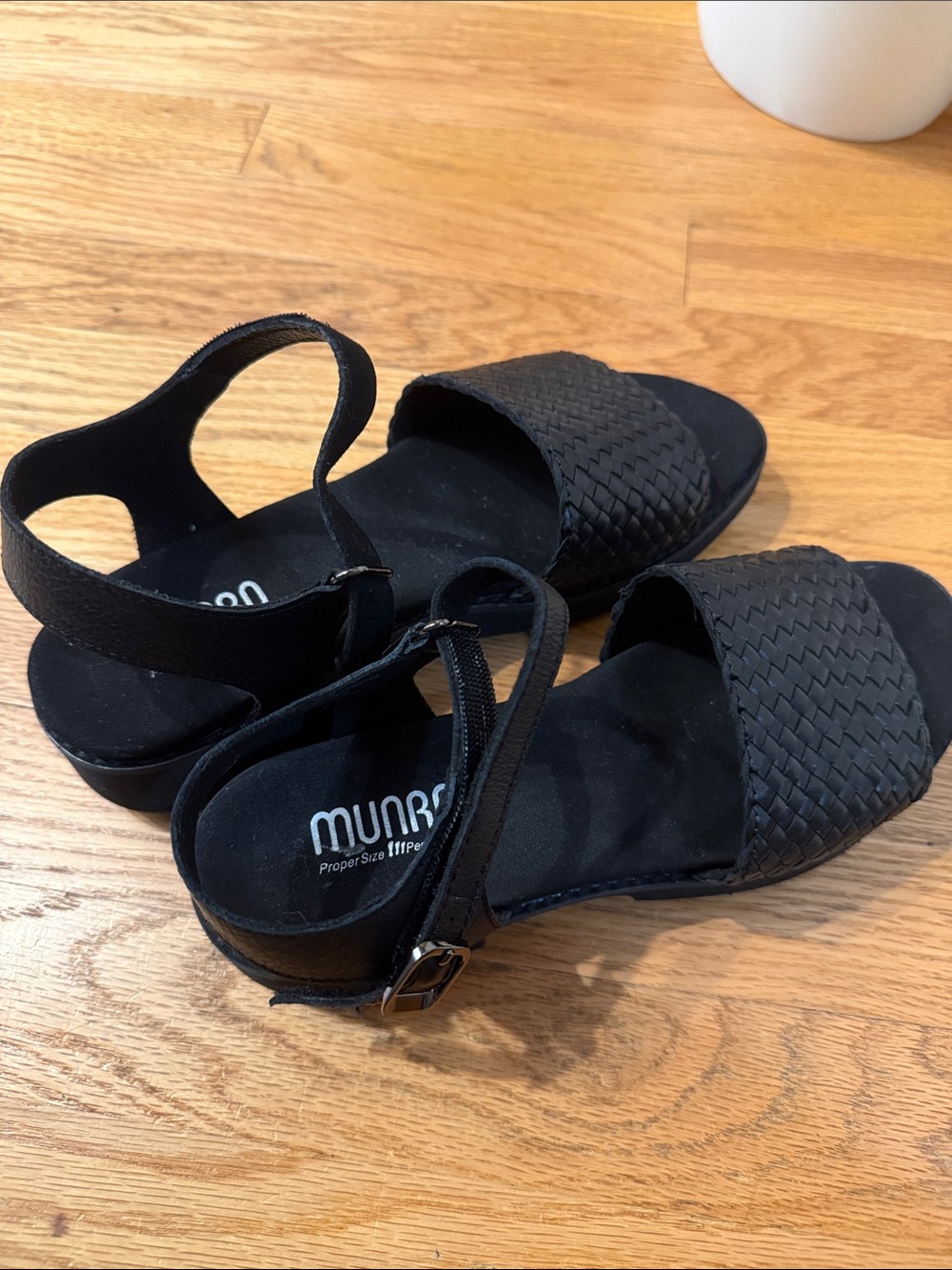 Munro Women's Conner Ankle Strap Platform Sandal Black - Picture 2 of 9